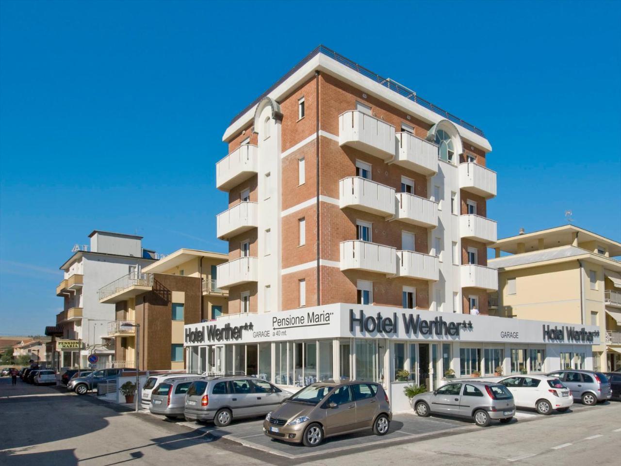 Hotel Werther Фано Екстер'єр фото